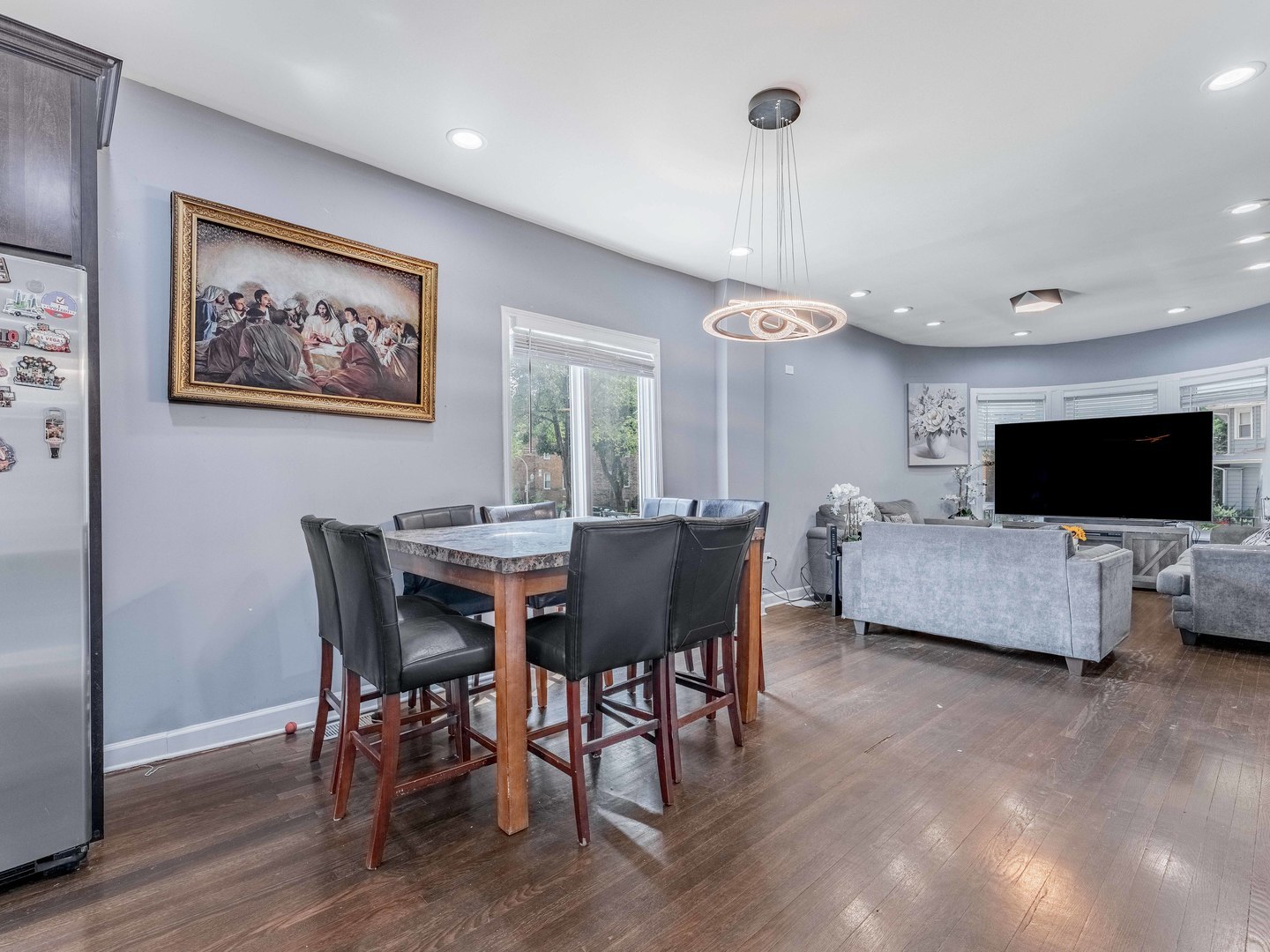27 N Lockwood Avenue Property Photo 8