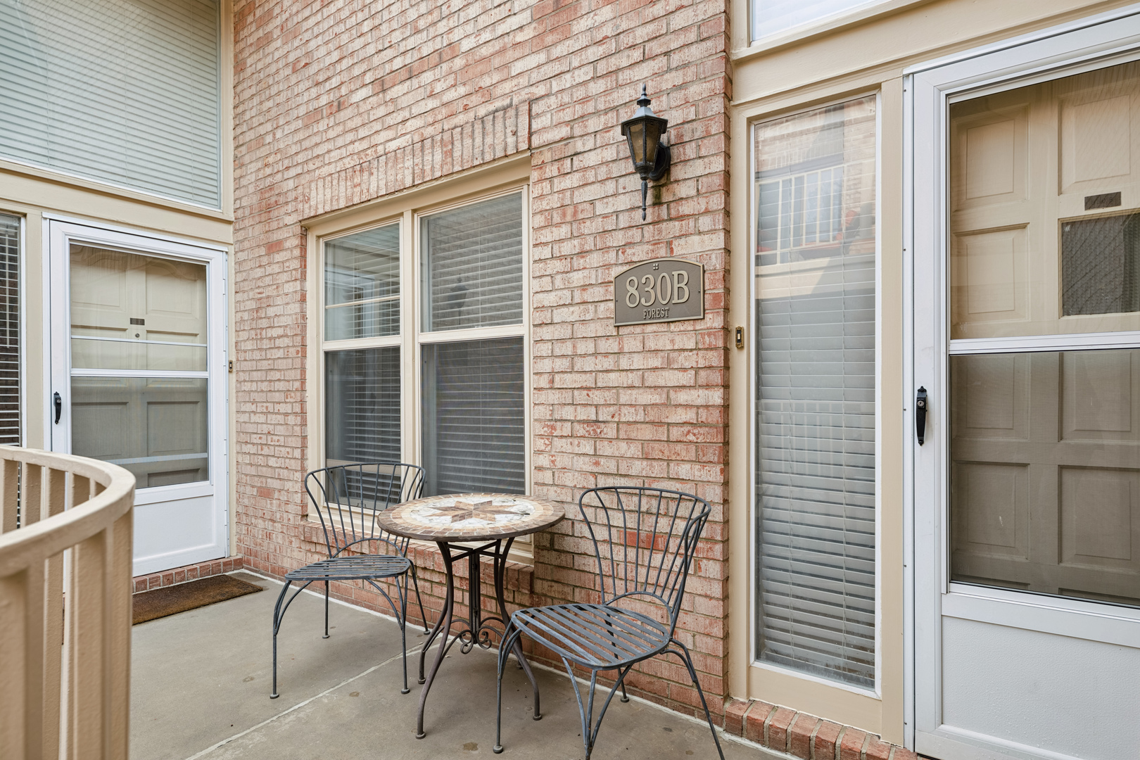 830 Forest Avenue B Property Photo 17