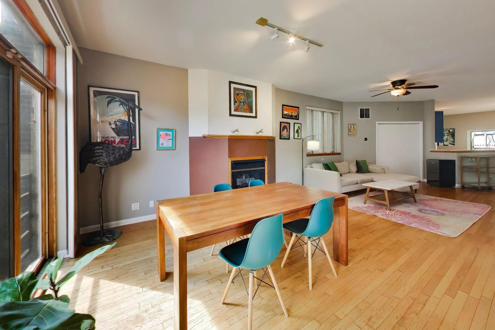 1112 W Fry Street A Property Photo 5