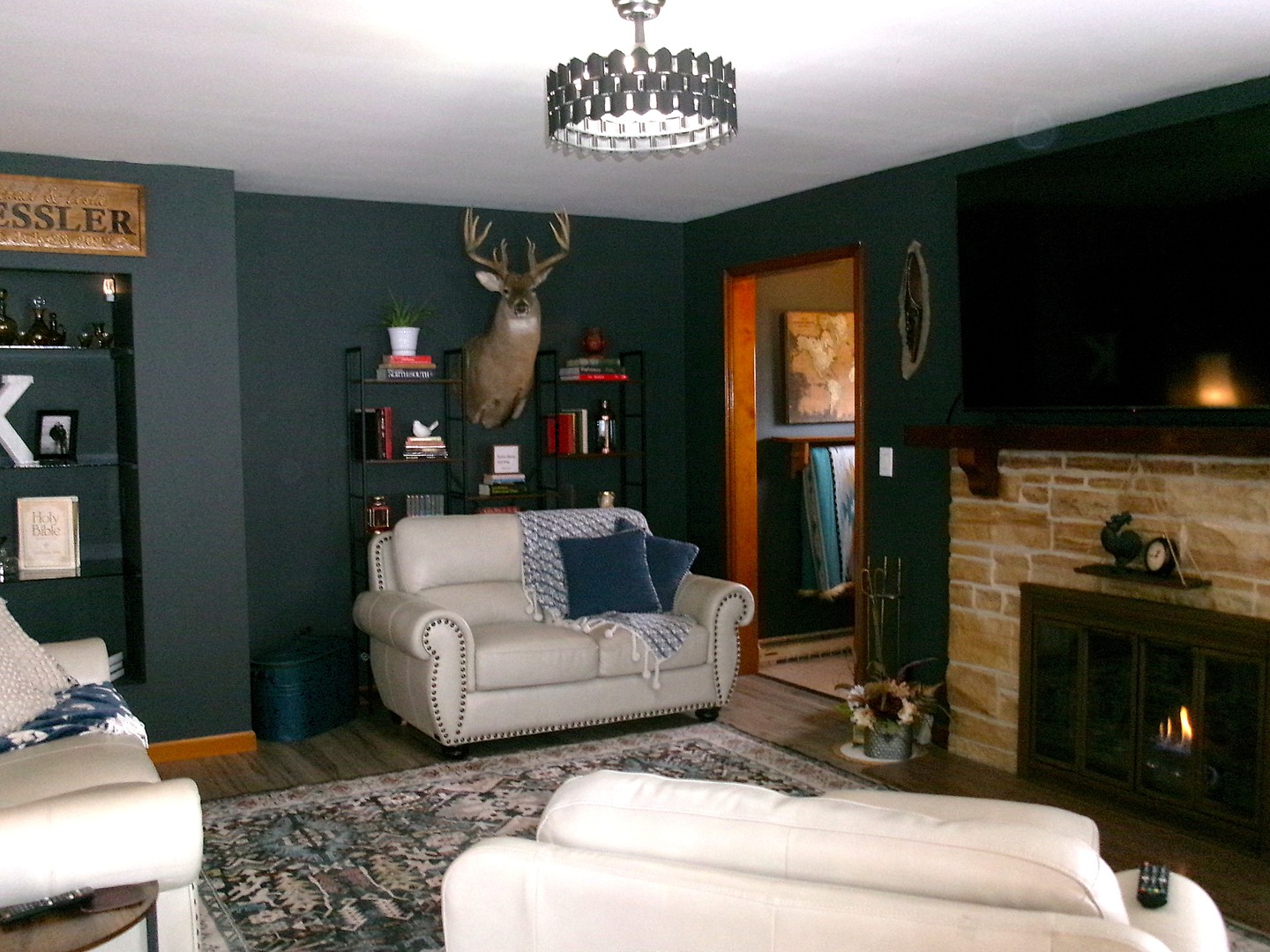 609 Elm Street Property Photo 6