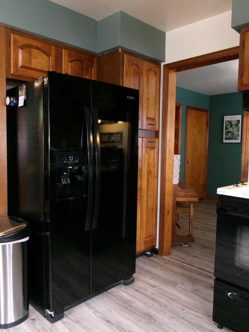 609 Elm Street Property Photo 10