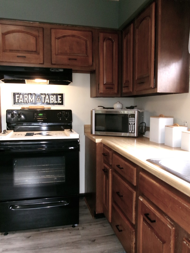 609 Elm Street Property Photo 11