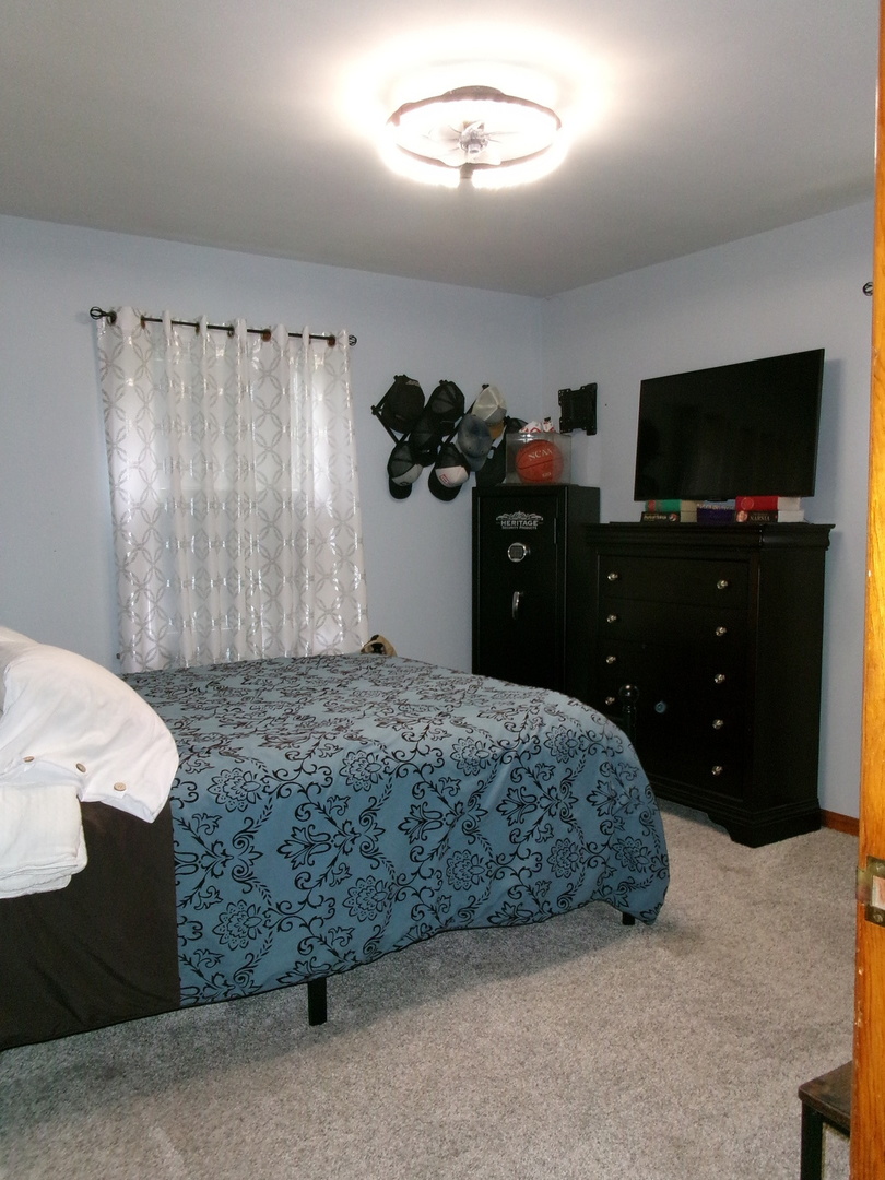 609 Elm Street Property Photo 14