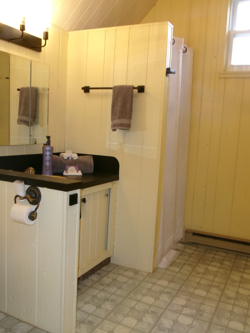 609 Elm Street Property Photo 22