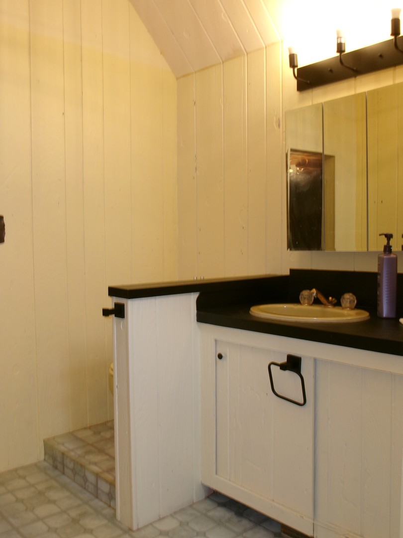 609 Elm Street Property Photo 23