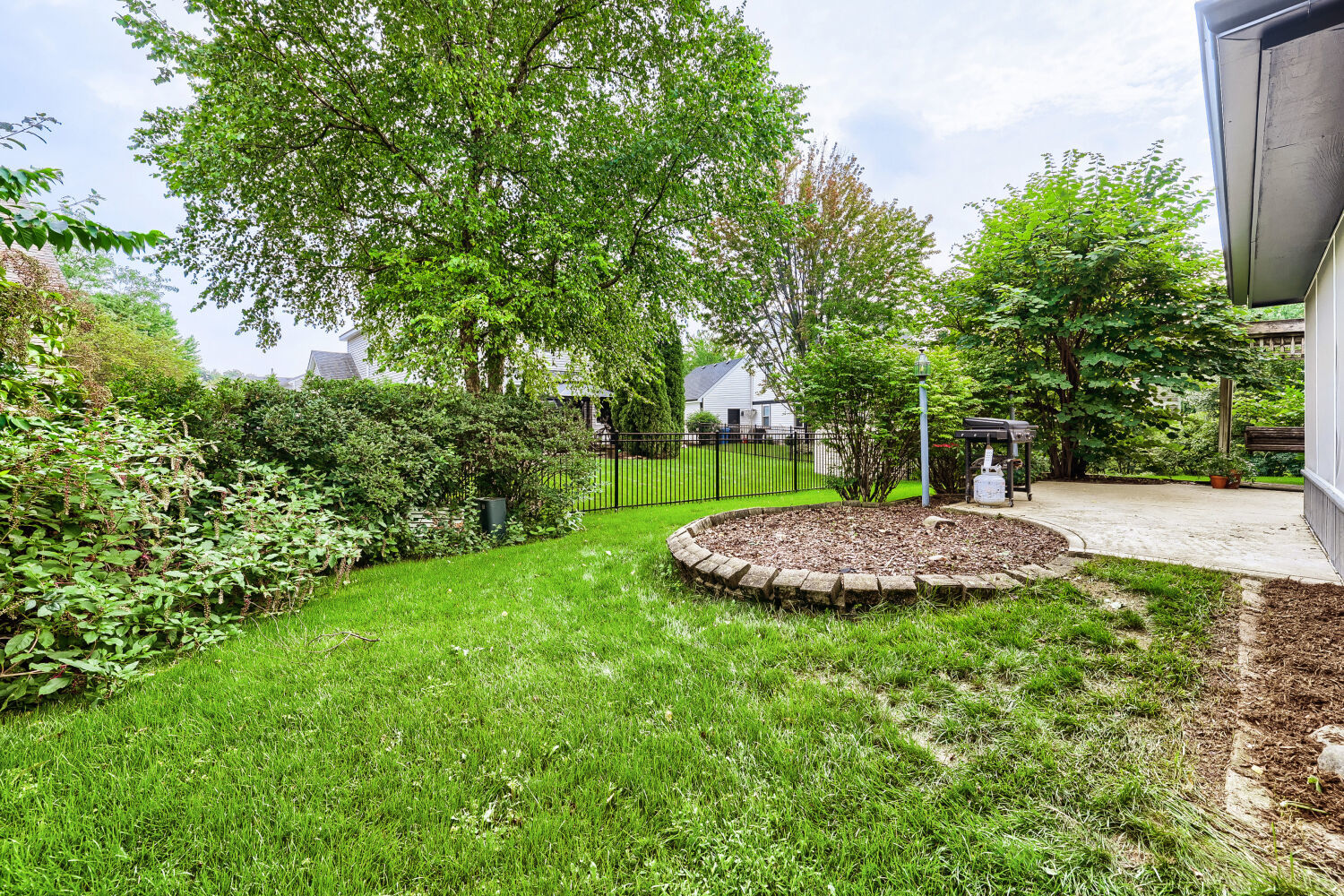 19 Longview Court Property Photo 28