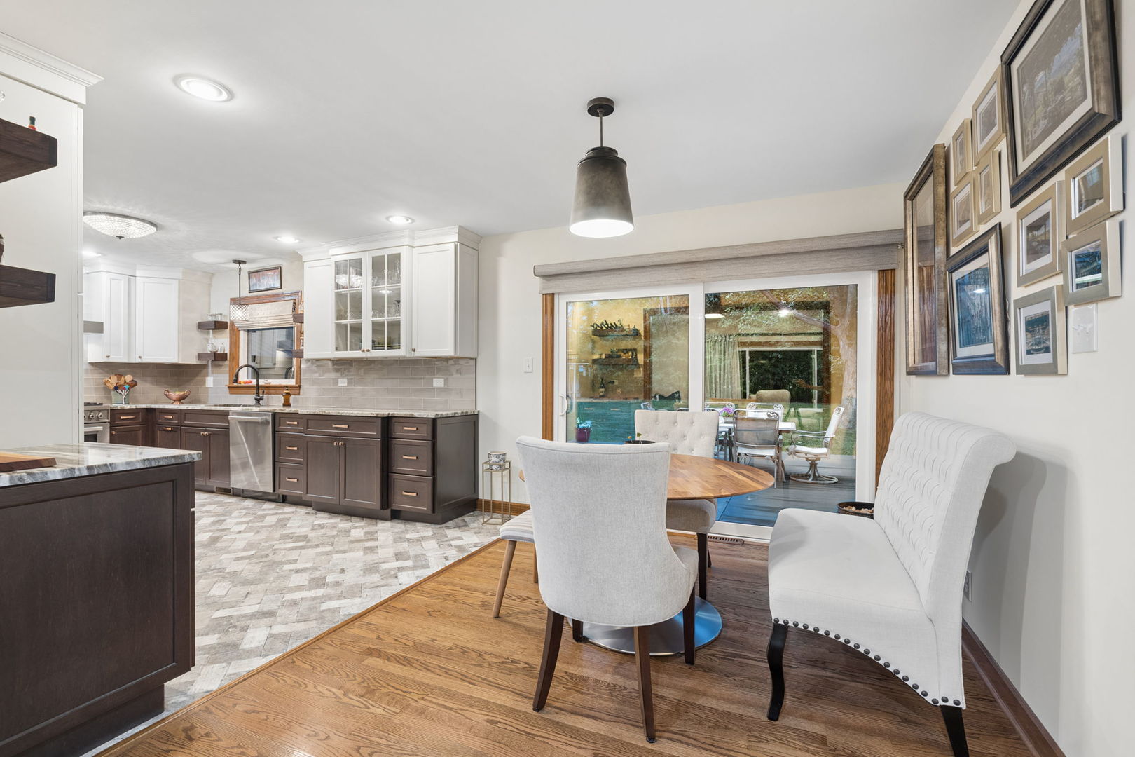8165 Clarendon Hills Road Property Photo 8