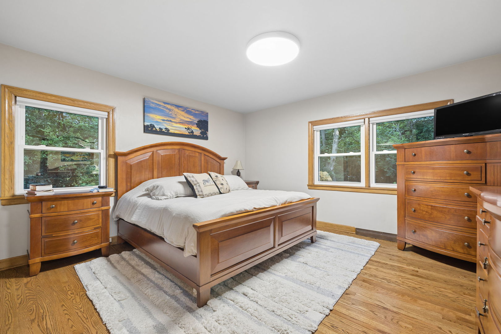 8165 Clarendon Hills Road Property Photo 15