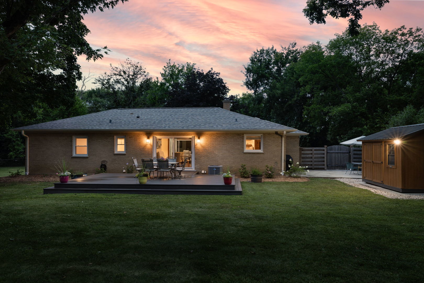 8165 Clarendon Hills Road Property Photo 32