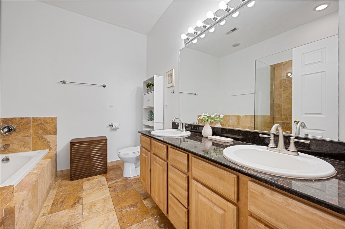 3225 W Fullerton Avenue 3-ne Property Photo 14