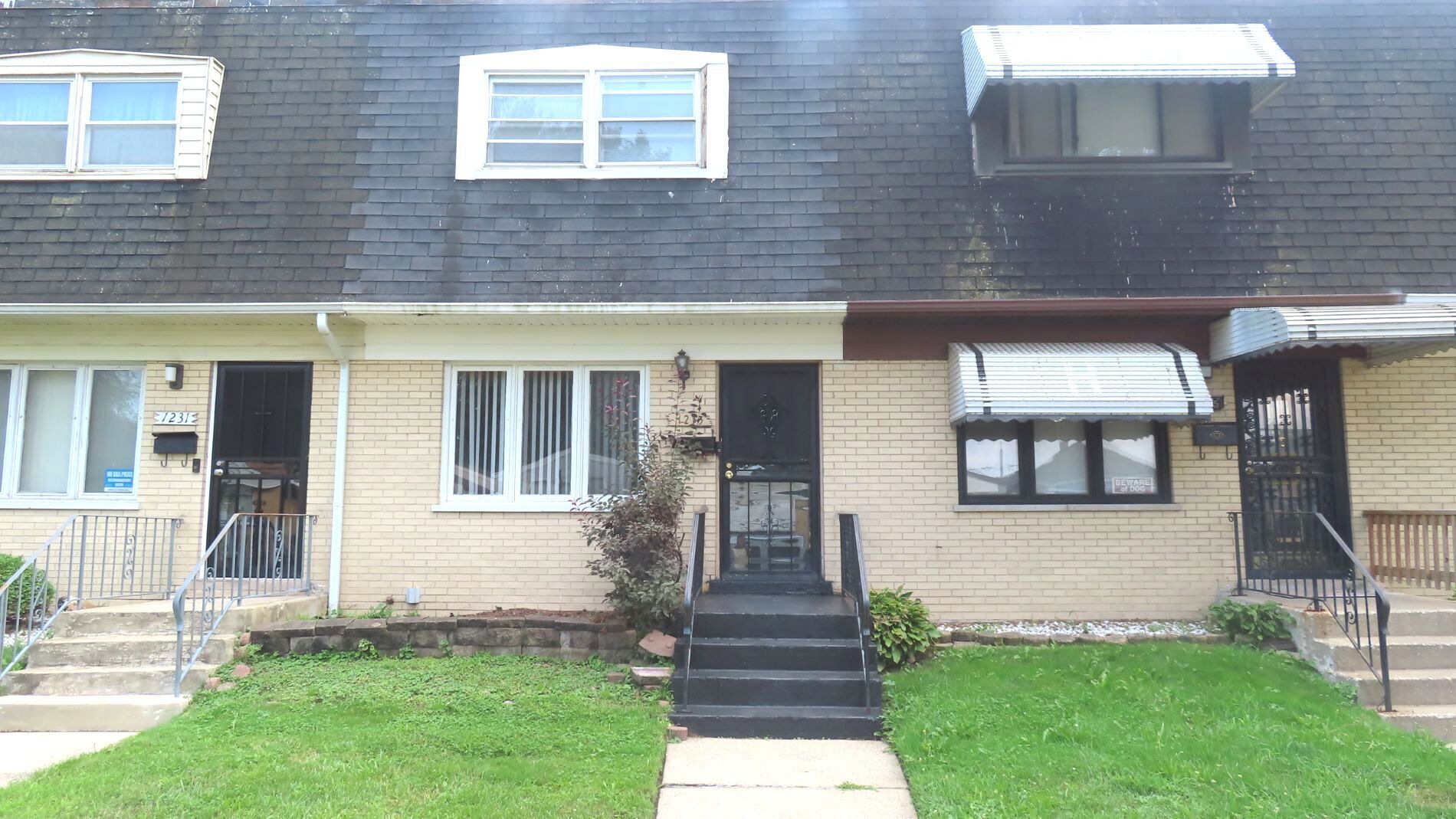 1233 W 110th Place Property Photo 1