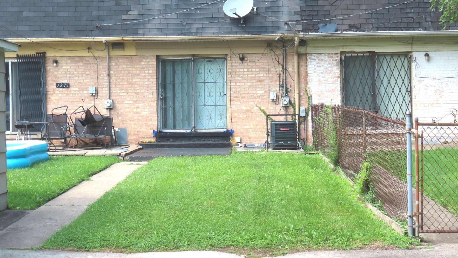 1233 W 110th Place Property Photo 22