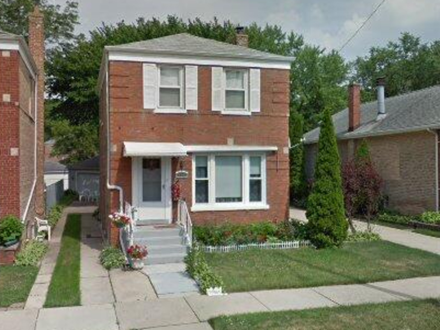 4135 Maple Avenue Property Photo 1