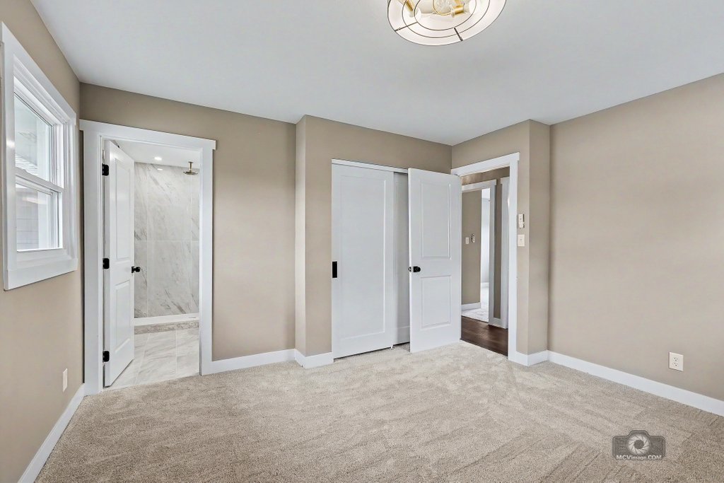 605 Gloria Street Property Photo 16