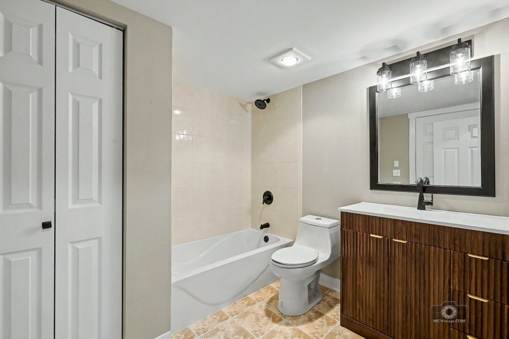 605 Gloria Street Property Photo 19