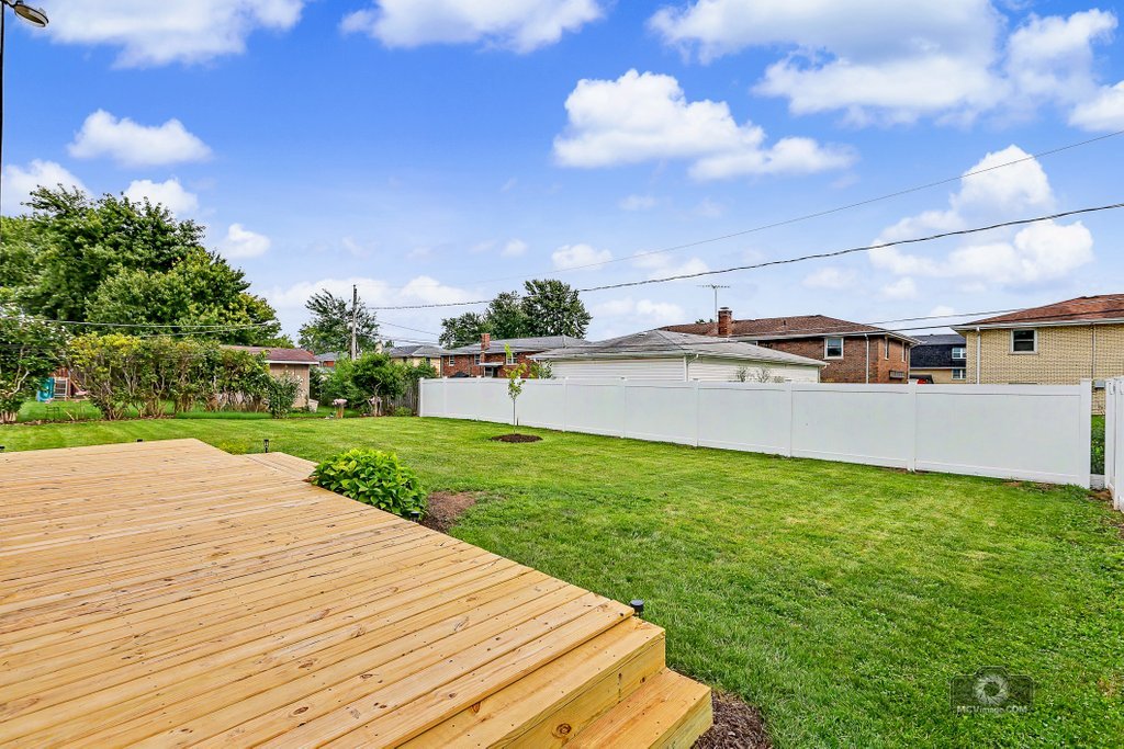 605 Gloria Street Property Photo 28