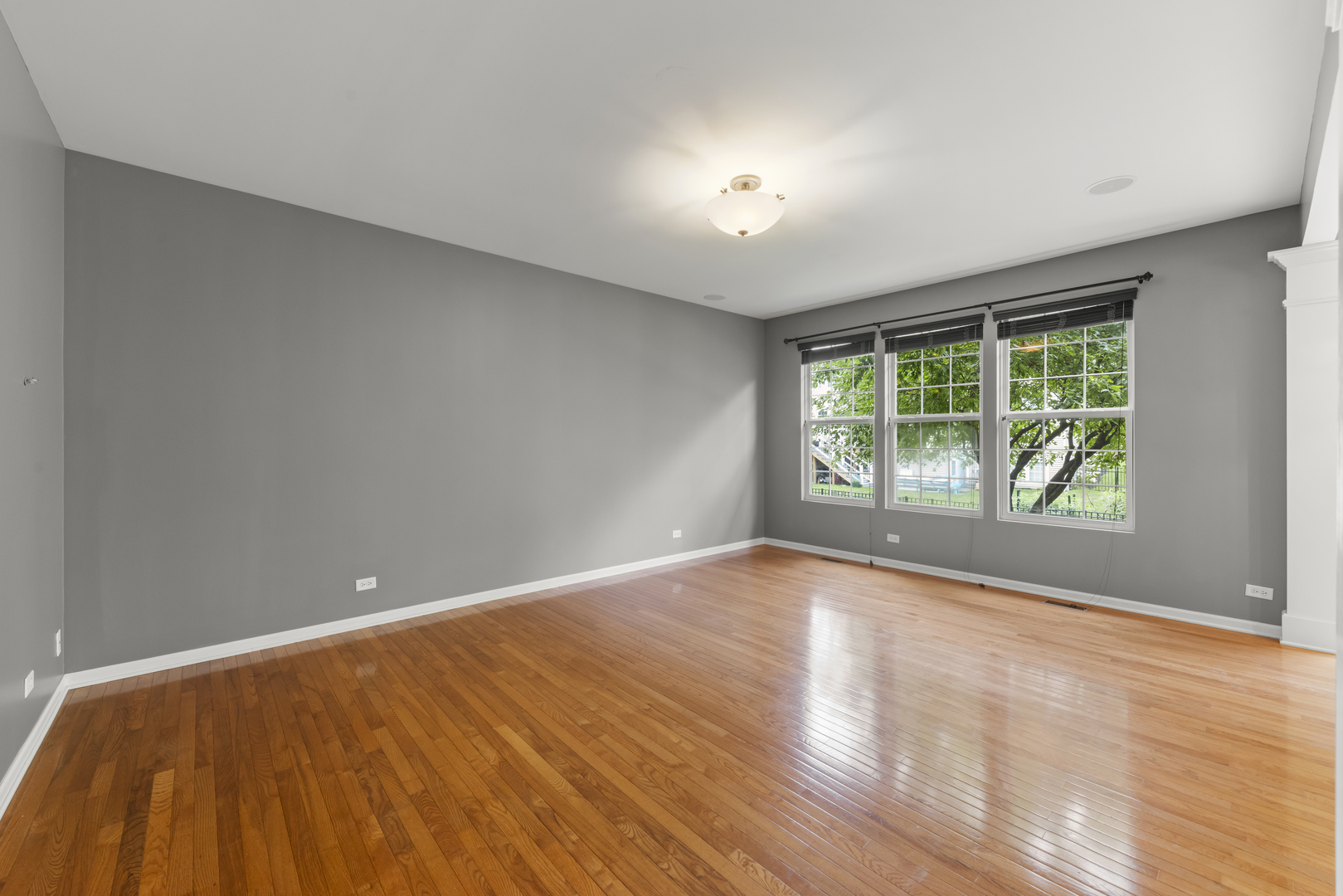 3111 Drury Lane Property Photo 12