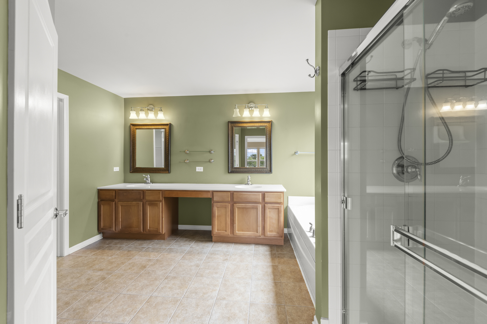 3111 Drury Lane Property Photo 18