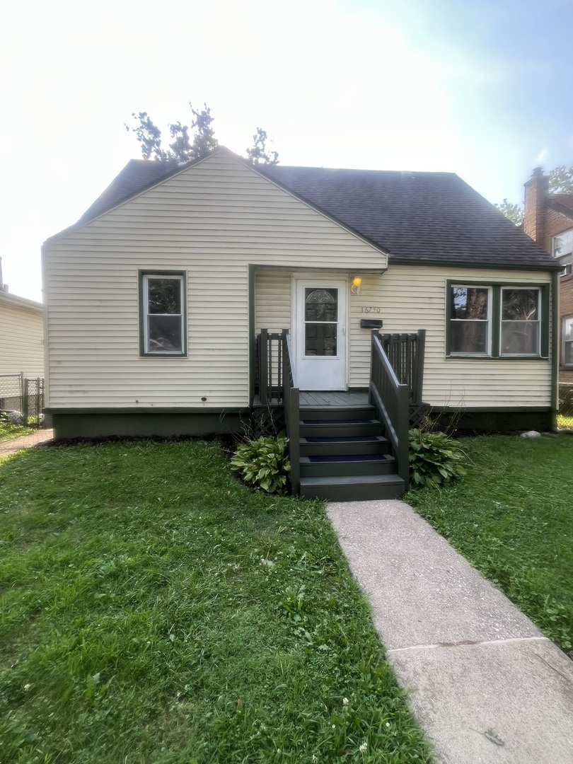 16750 Bulger Avenue Property Photo 1