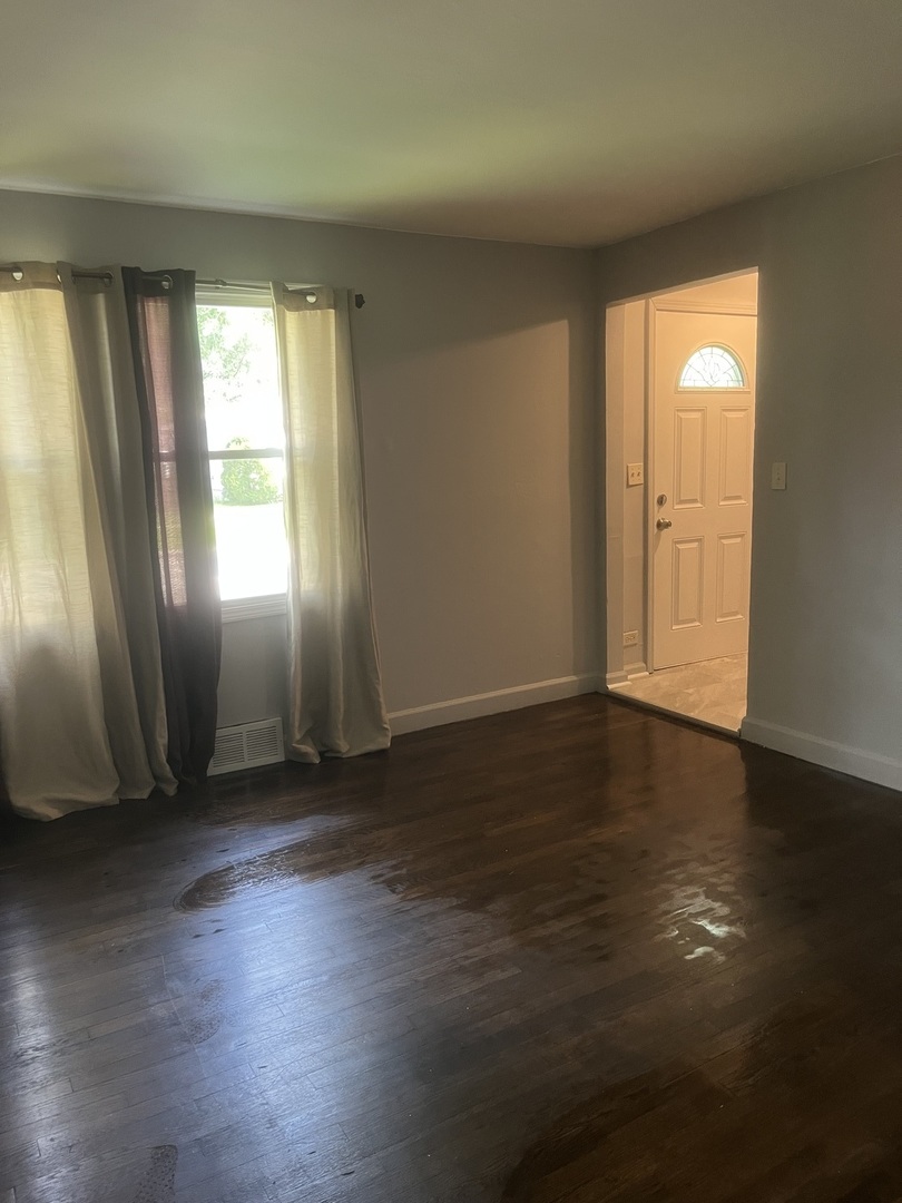16750 Bulger Avenue Property Photo 3