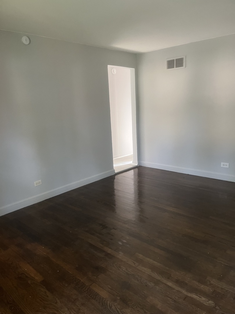 16750 Bulger Avenue Property Photo 10