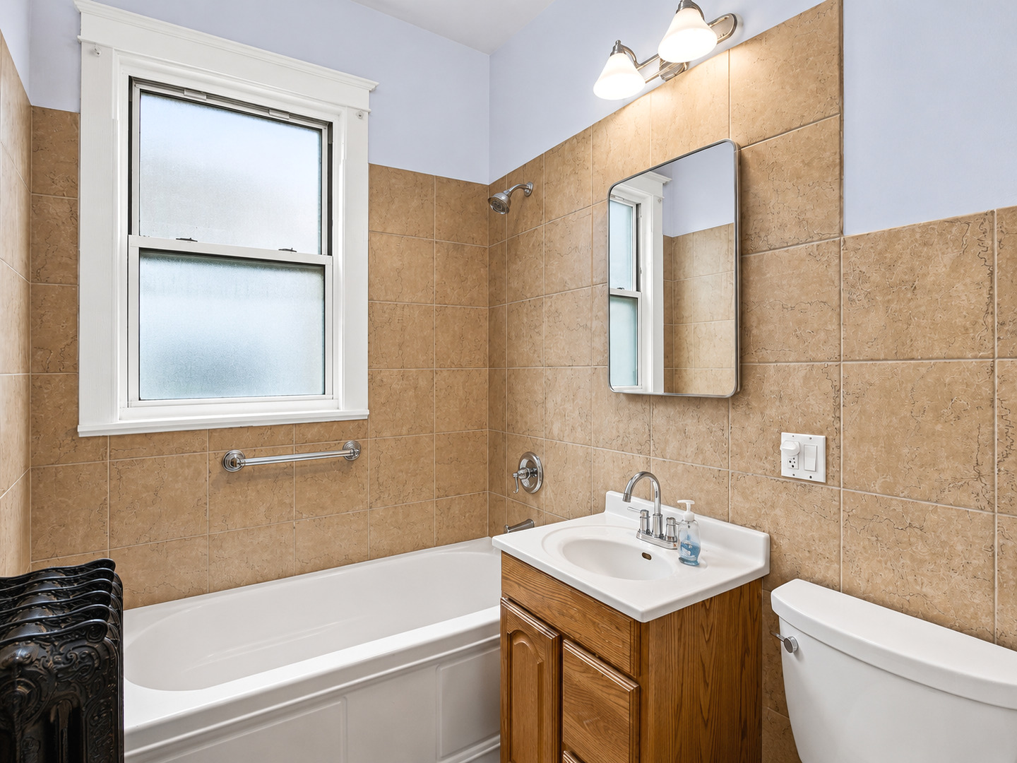 5122 N Leavitt Street Property Photo 10