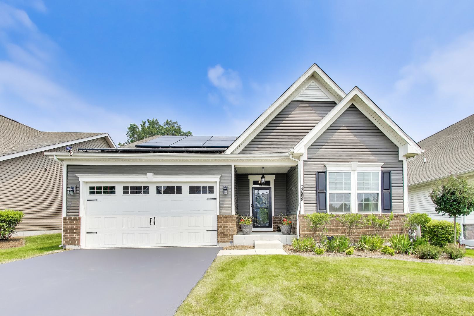 3688 Reddington Circle Property Photo 1