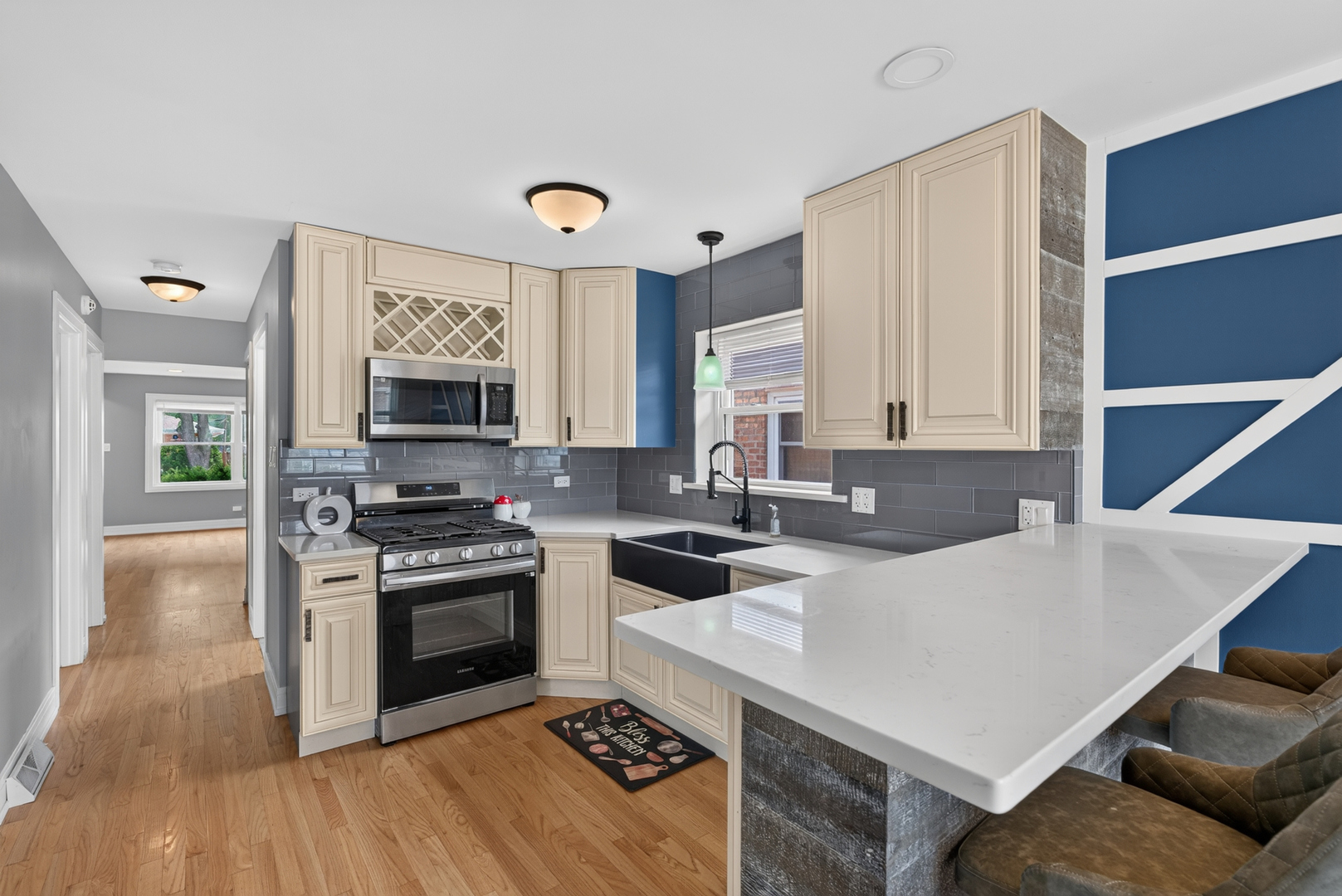 272 Madison Avenue Property Photo 14