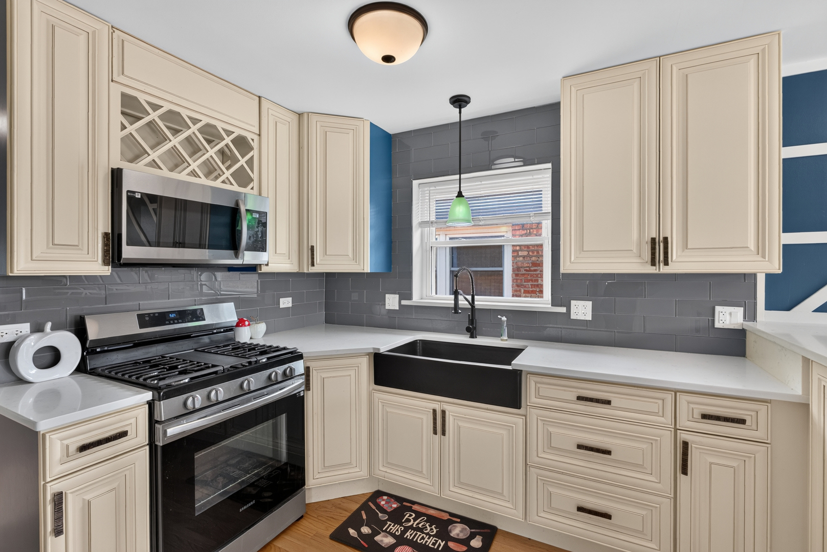 272 Madison Avenue Property Photo 15