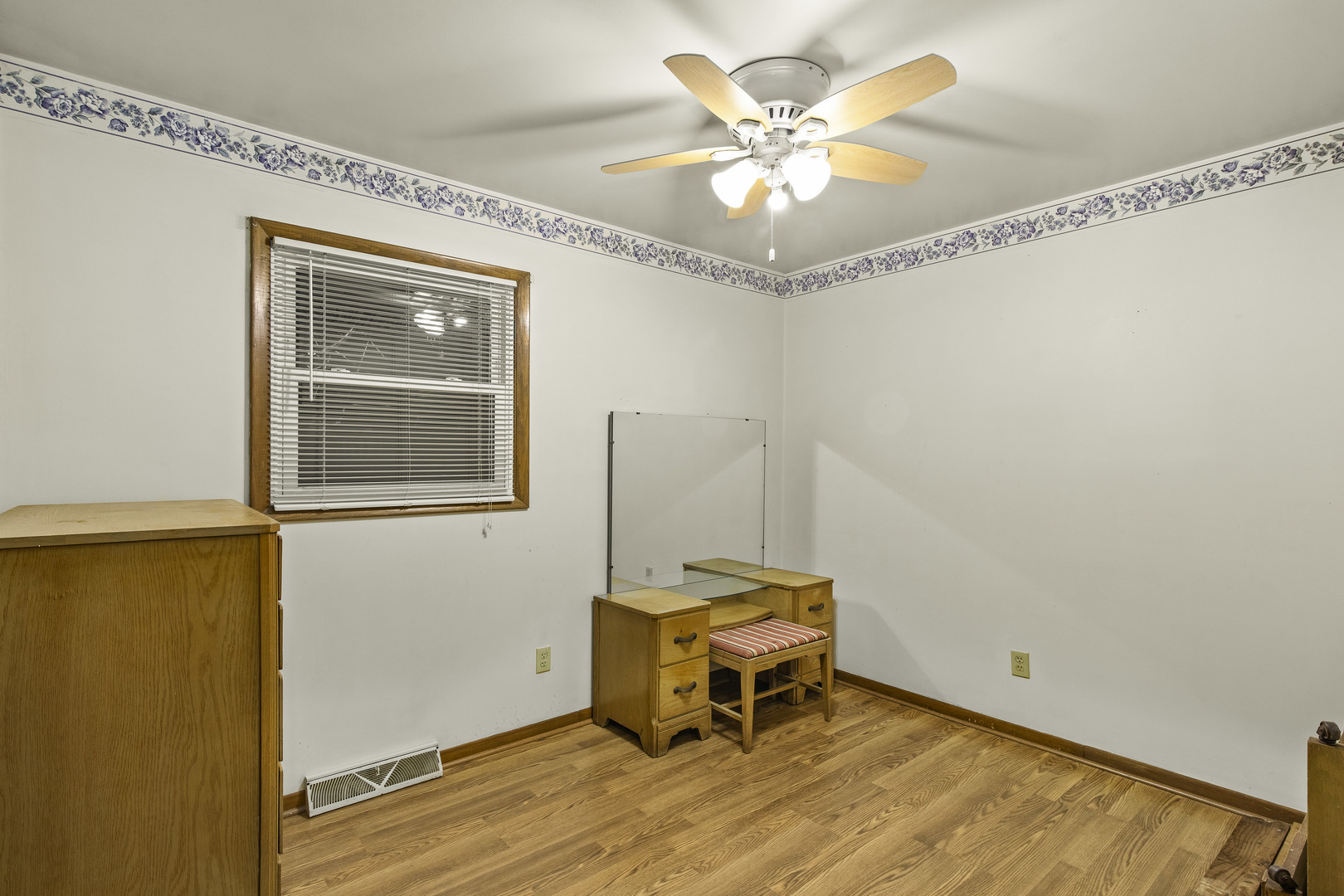 699 Karen Drive Property Photo 14