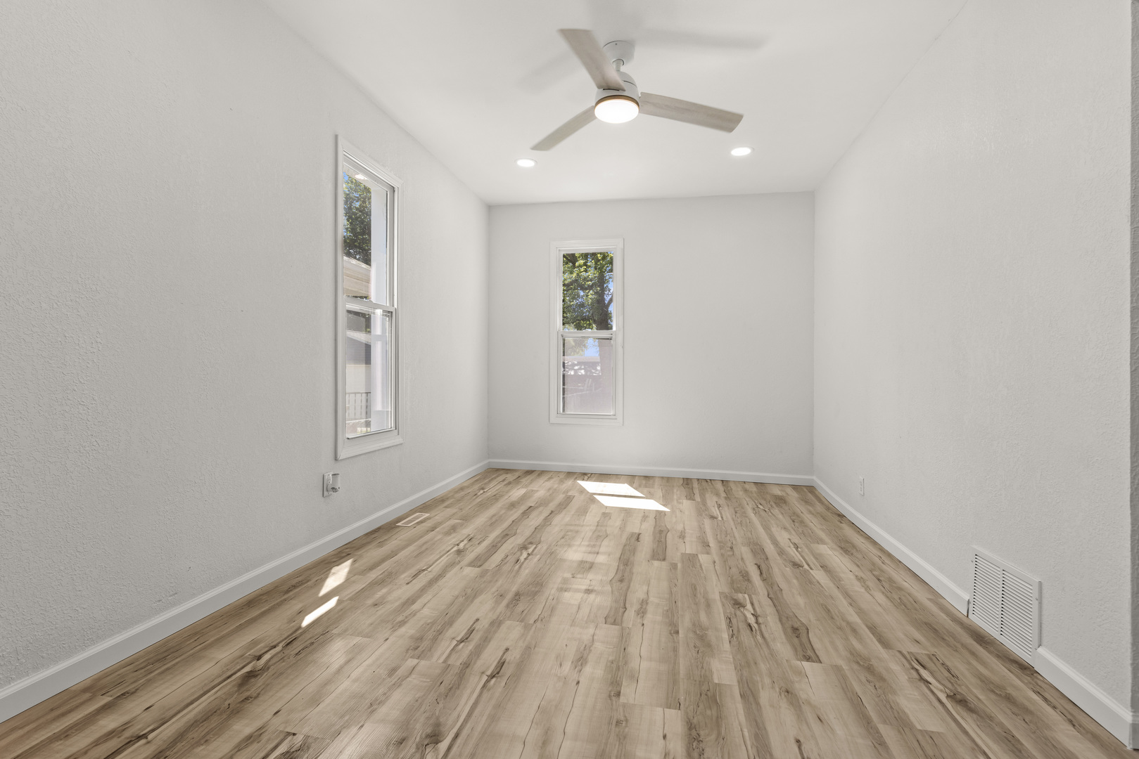1113 22nd Avenue Property Photo 8