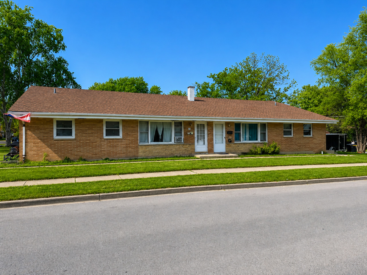 2623 Gilboa Avenue Property Photo 1