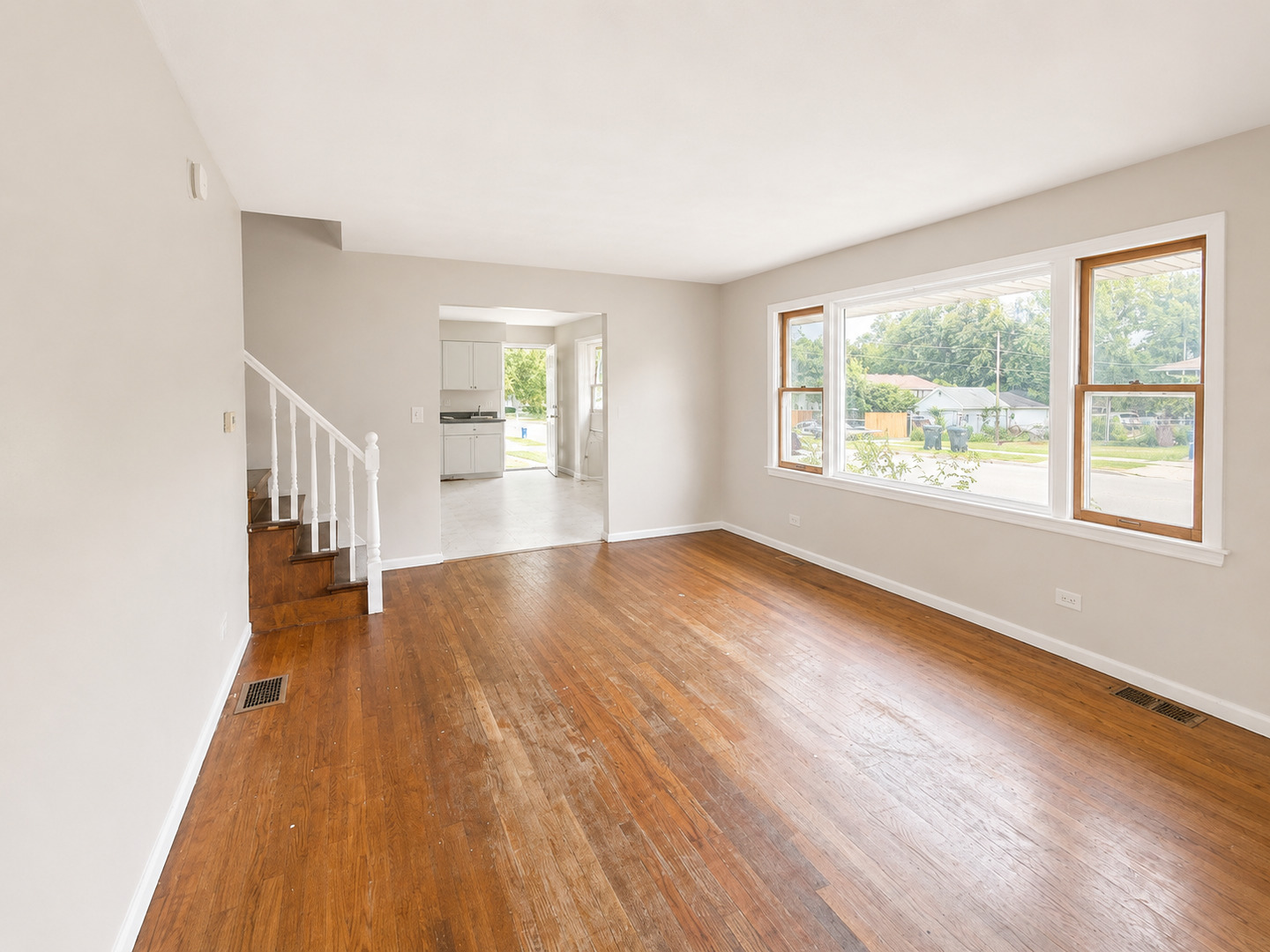 2623 Gilboa Avenue Property Photo 5