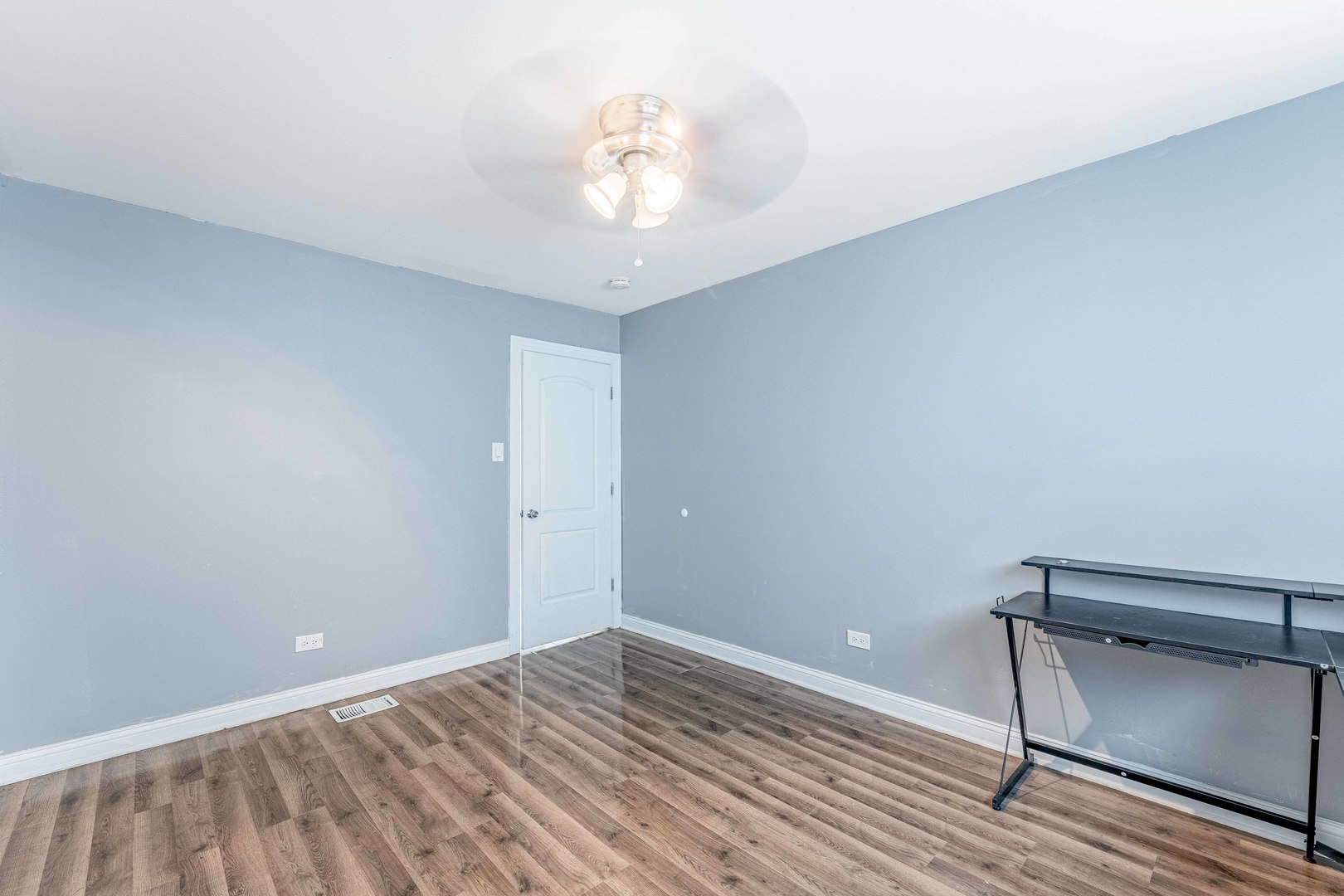 16332 Kedzie Avenue Property Photo 13