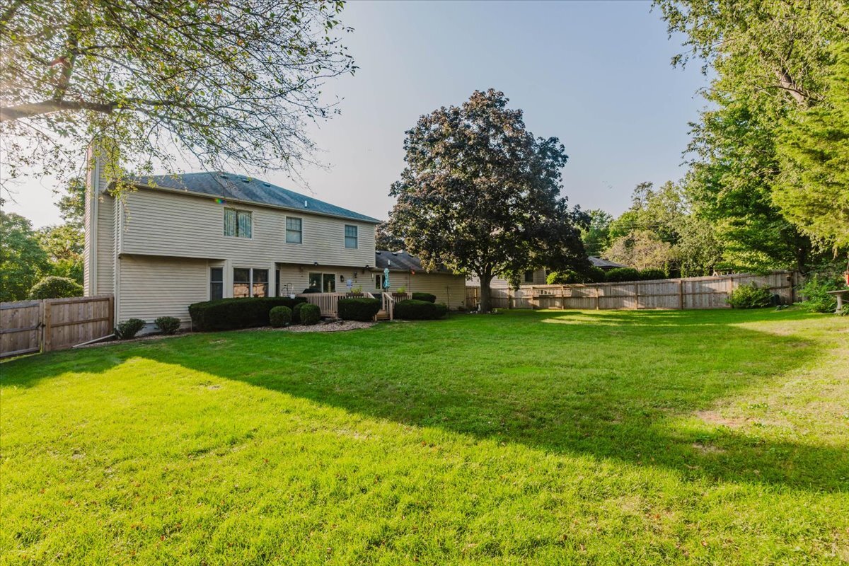 4 Inverness Drive Property Photo 3
