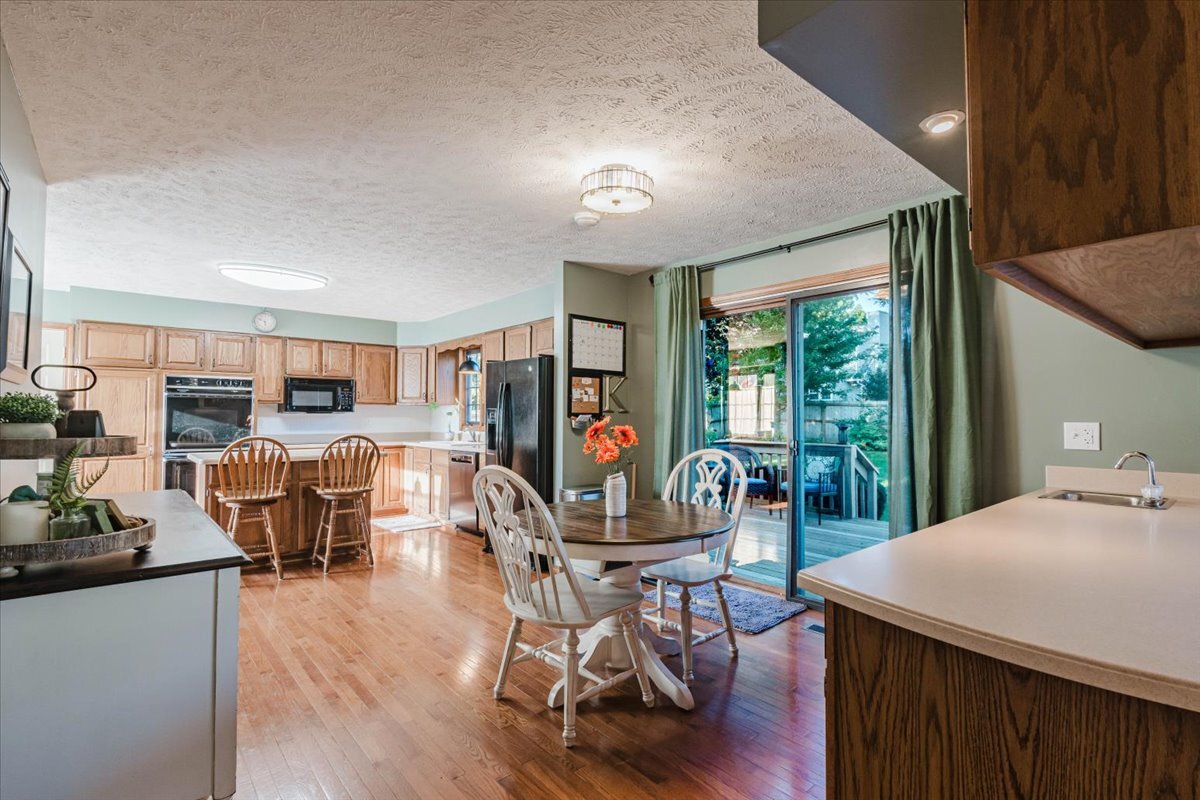 4 Inverness Drive Property Photo 12