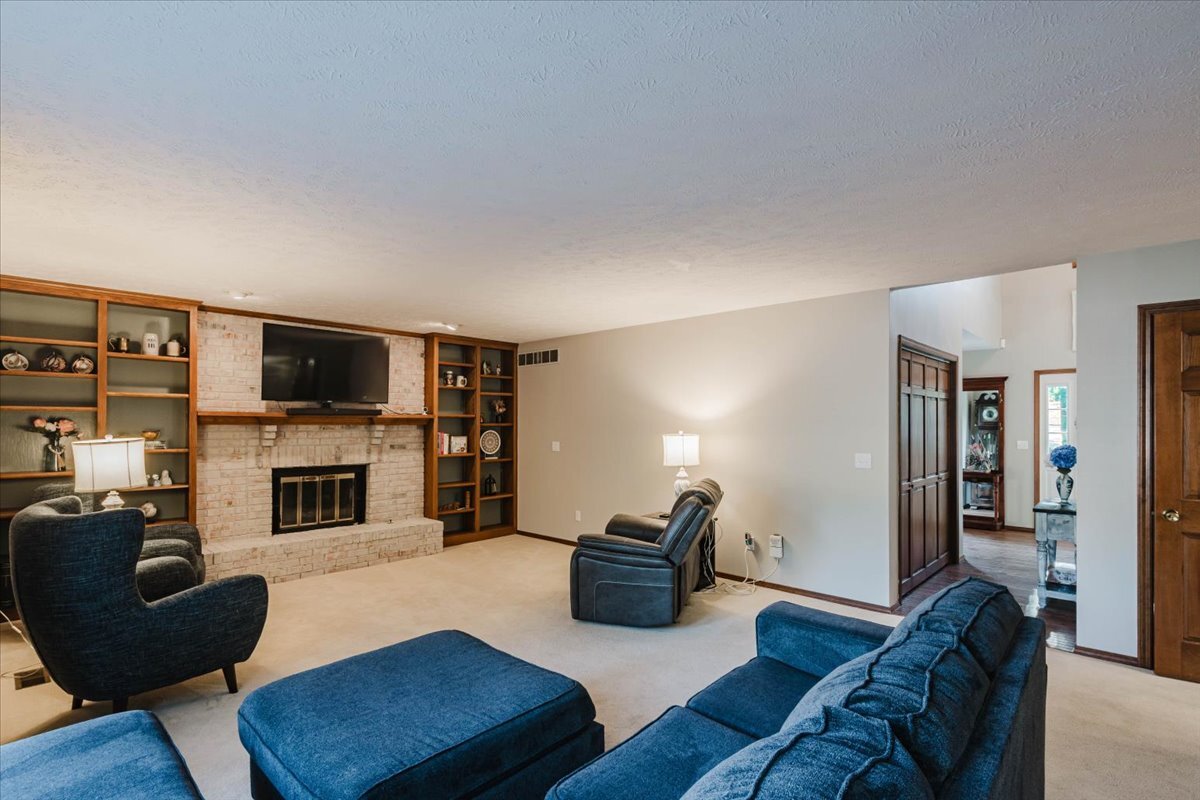 4 Inverness Drive Property Photo 17