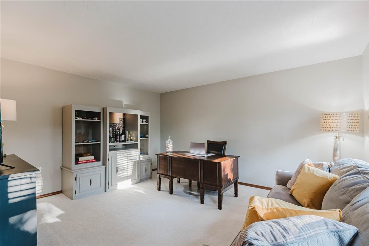 4 Inverness Drive Property Photo 18