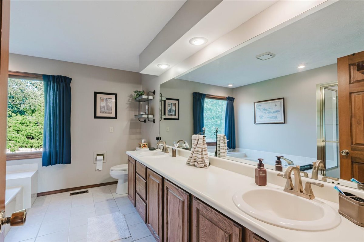 4 Inverness Drive Property Photo 24