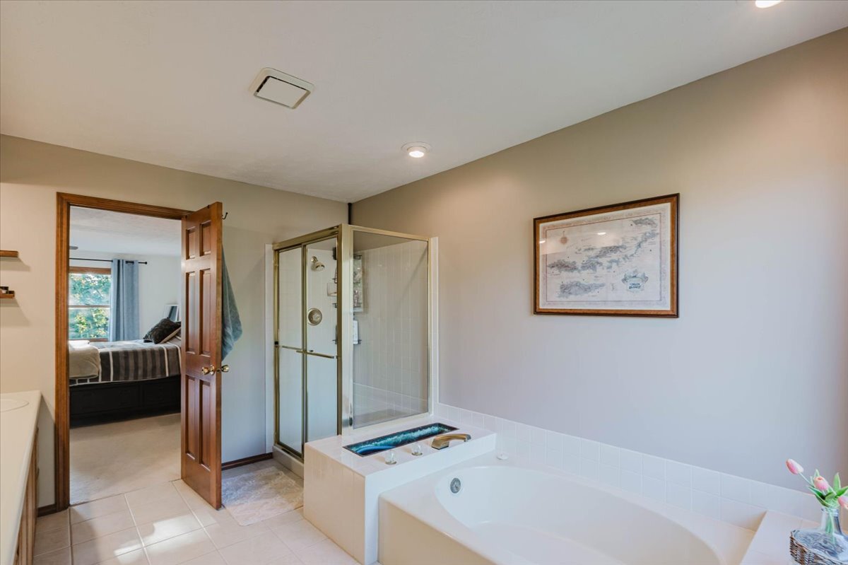 4 Inverness Drive Property Photo 25