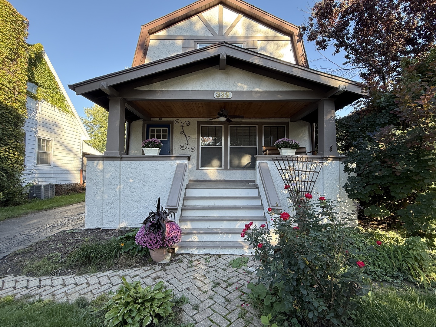 339 N Ridgeland Avenue Property Photo 1