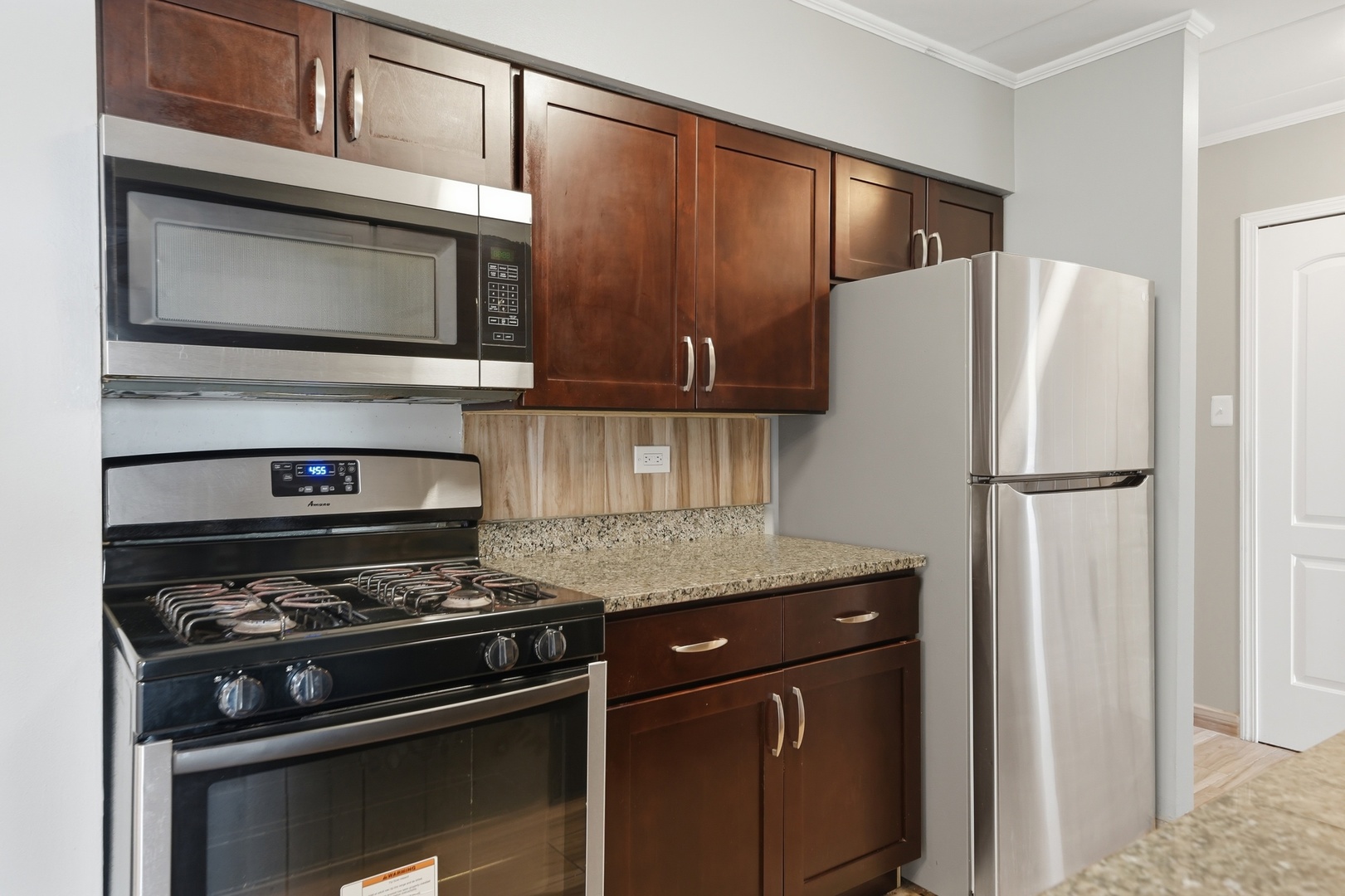 220 S Roselle Road 524 Property Photo 12