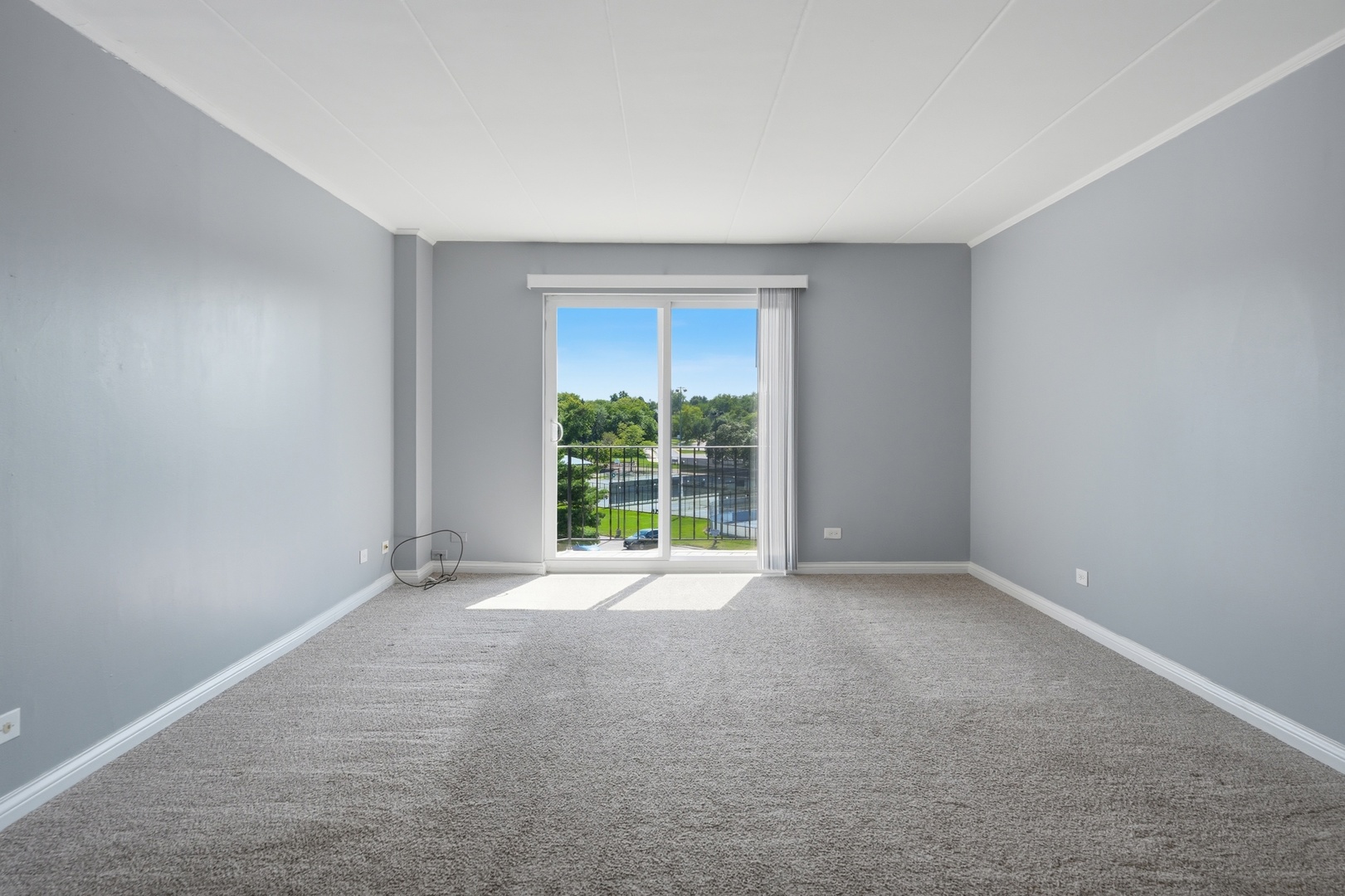 220 S Roselle Road 524 Property Photo 13
