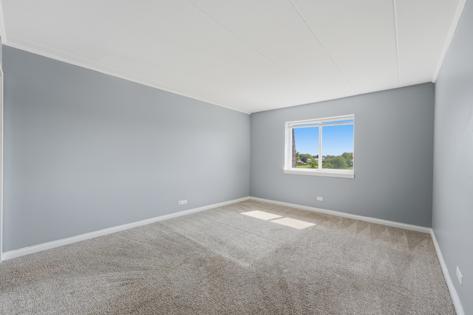 220 S Roselle Road 524 Property Photo 25