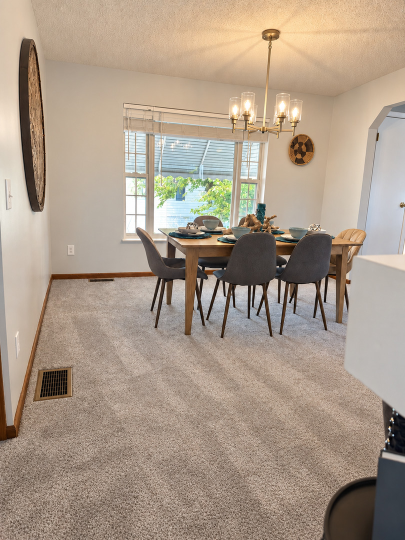 22734 Ravisloe Lane Property Photo 12