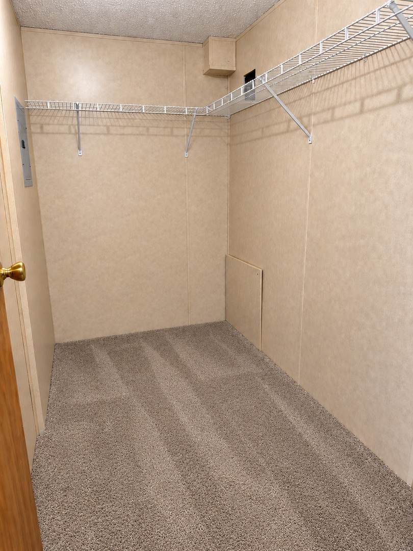 22734 Ravisloe Lane Property Photo 19
