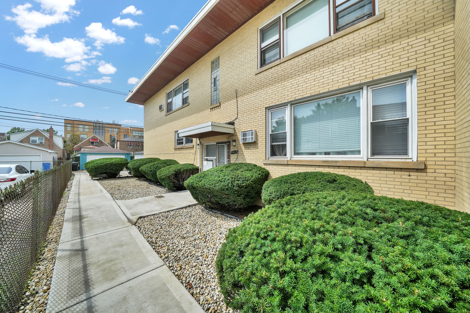 5550 S Pulaski Road Property Photo 3