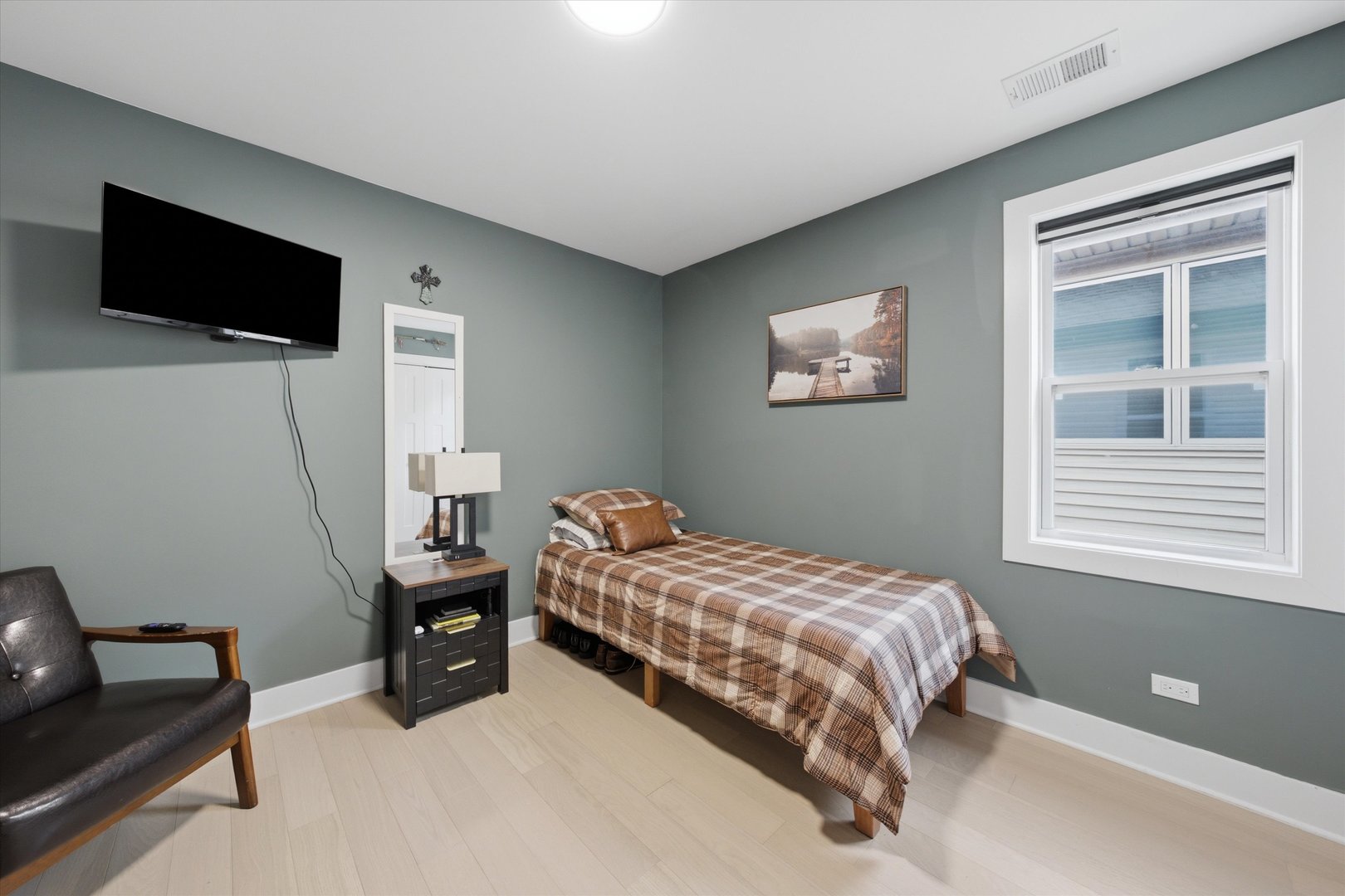 11154 S Troy Street Property Photo 17