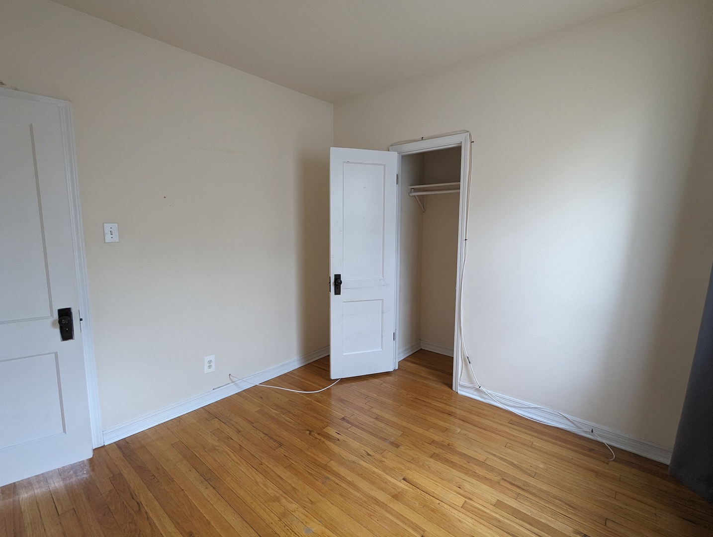 3040 W Wellington Street 3 Property Photo 6