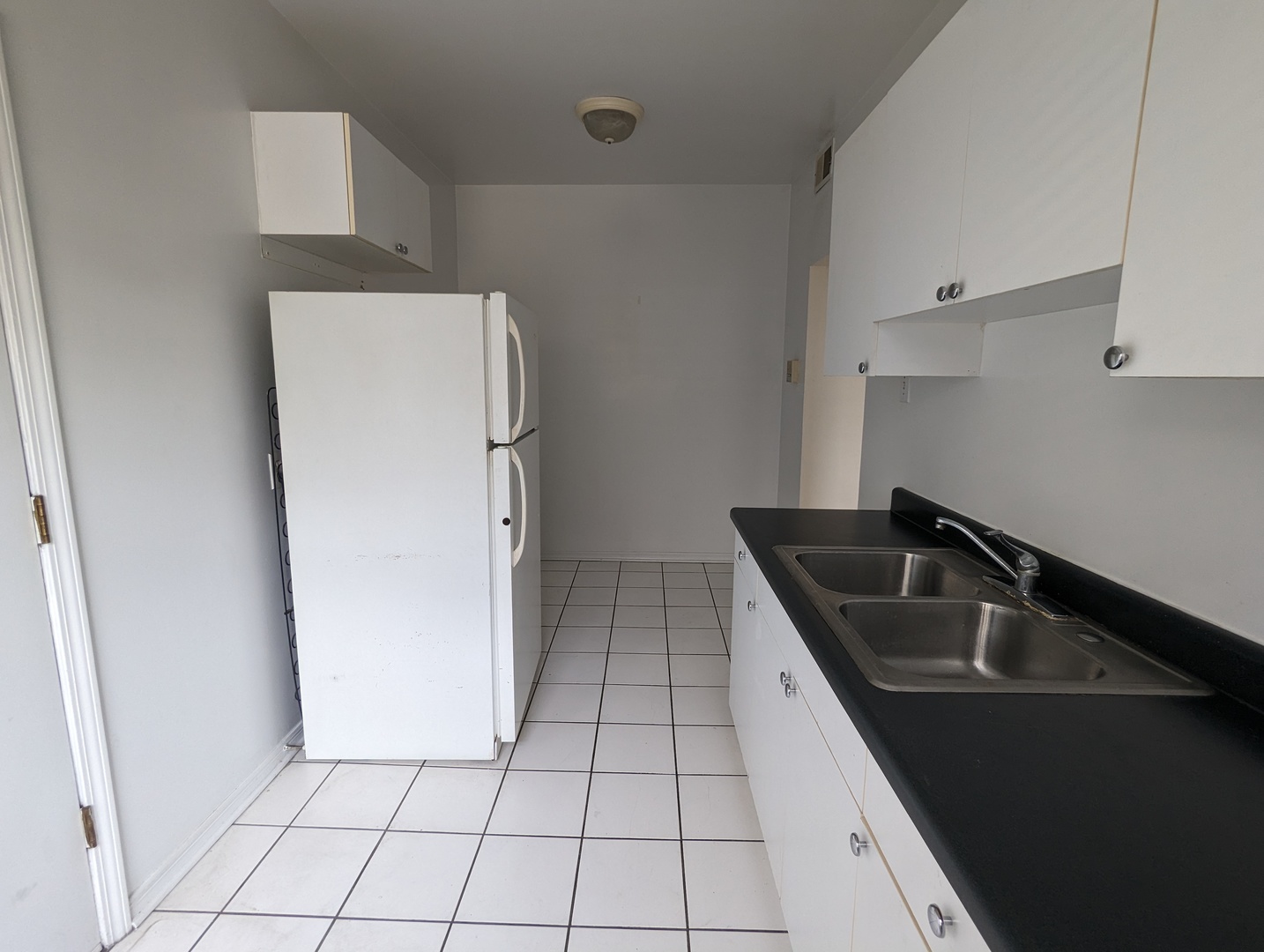 3040 W Wellington Street 3 Property Photo 10